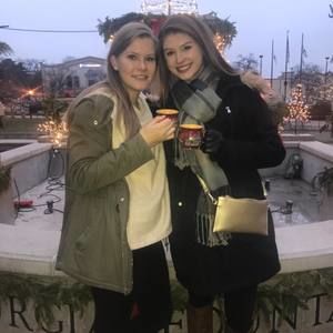 Meet your Posher, Lydia